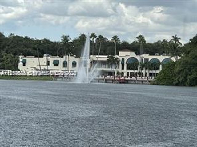 9431 Live Oak Place 203, Davie, FL 33324
