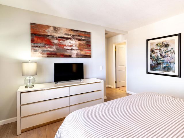 514 Desert Falls N, Palm Desert, CA 92211