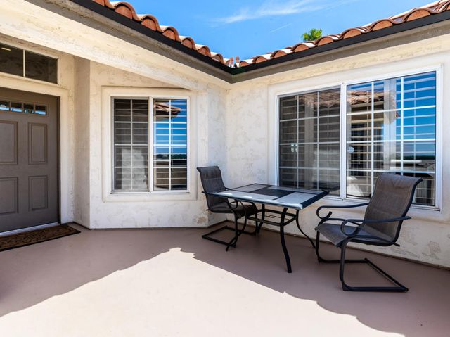 514 Desert Falls N, Palm Desert, CA 92211
