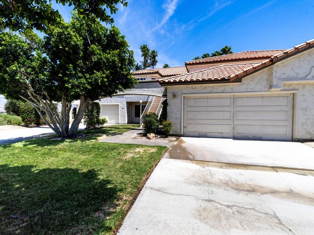 514 Desert Falls N, Palm Desert, CA 92211