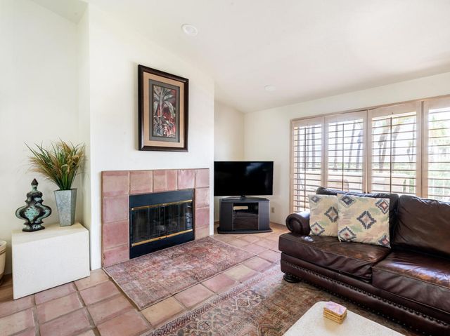 514 Desert Falls N, Palm Desert, CA 92211