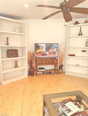 250 10th ST NE, Naples, FL 34120