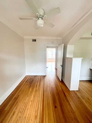 5040 W 21st Place 9, Cicero, IL 60804