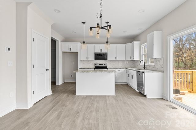 3692 Shannon Loop, Denver, NC 28037