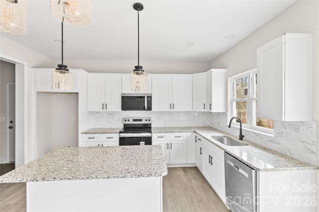 3692 Shannon Loop, Denver, NC 28037