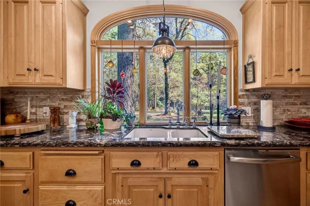 62 Hollow Oak, Chico, CA 95973