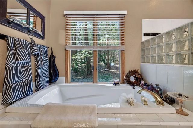 62 Hollow Oak, Chico, CA 95973