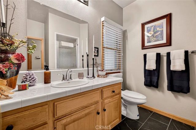 62 Hollow Oak, Chico, CA 95973