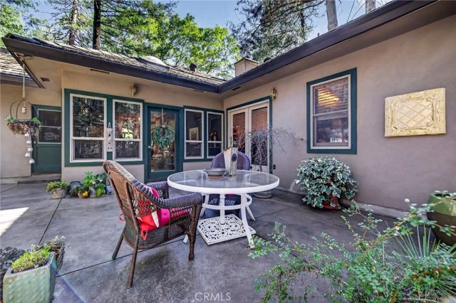 62 Hollow Oak, Chico, CA 95973