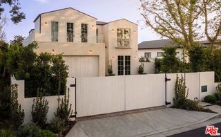 12128 Hesby Street, Valley Village, CA 91607