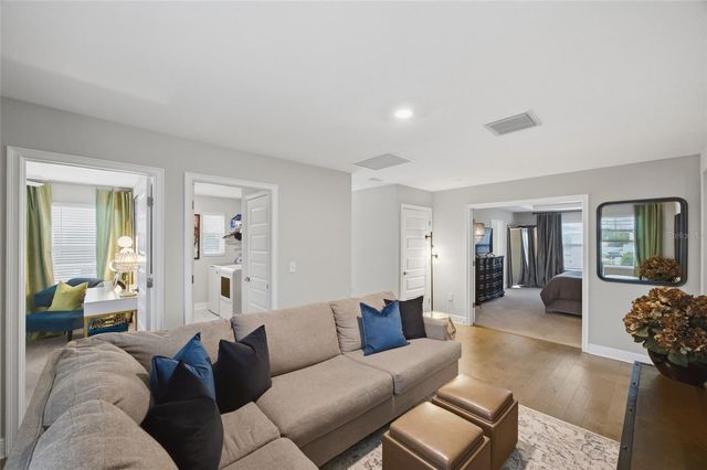 3023 W CARMEN STREET, Tampa, FL 33609