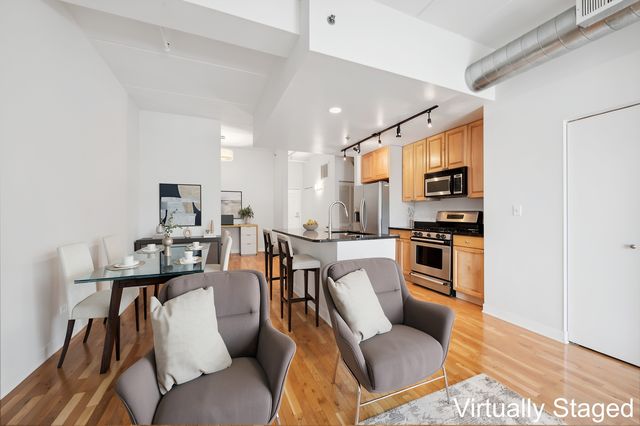 920 W Madison Street 6C, Chicago, IL 60607