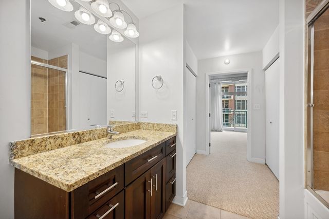 920 W Madison Street 6C, Chicago, IL 60607