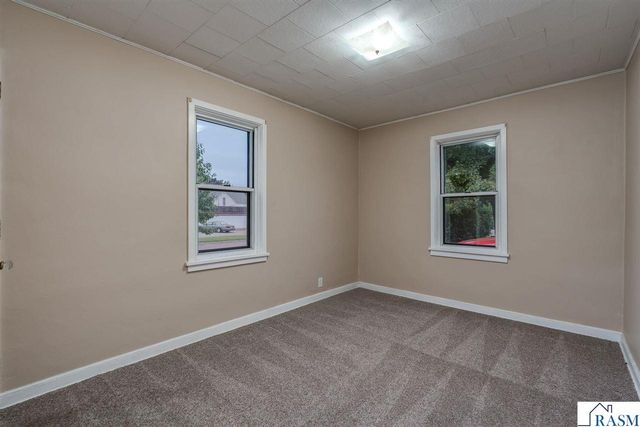 212 E Rock Street, Mankato, MN 56001