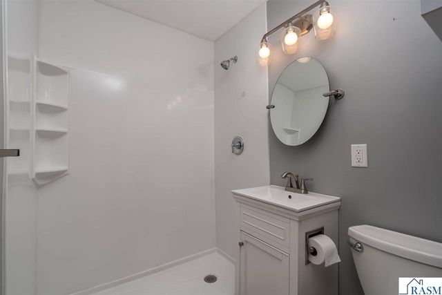 212 E Rock Street, Mankato, MN 56001