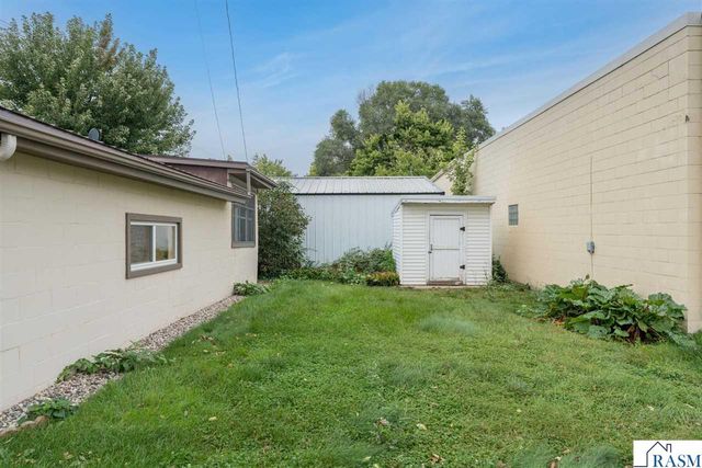 212 E Rock Street, Mankato, MN 56001