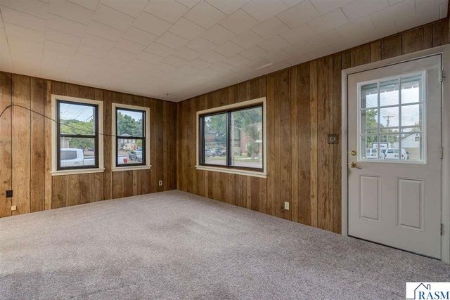 212 E Rock Street, Mankato, MN 56001
