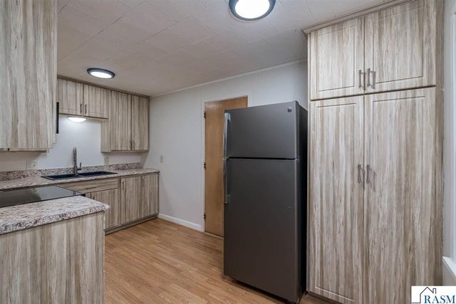 212 E Rock Street, Mankato, MN 56001