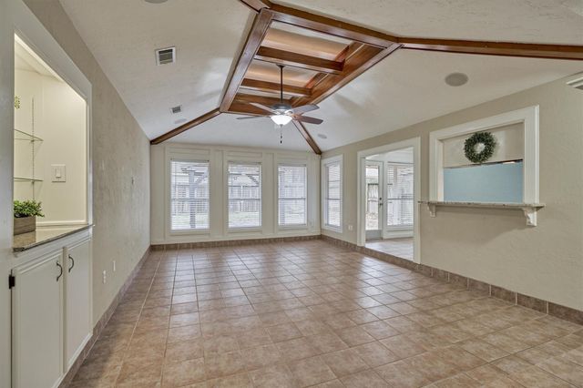 42 Devonshire Drive, Conroe, TX 77304