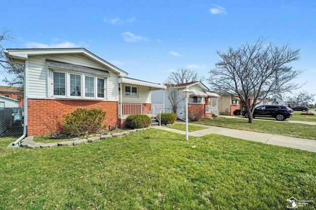 1766 White Avenue, Lincoln Park, MI 48146