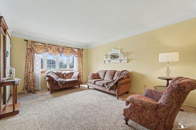 1766 White Avenue, Lincoln Park, MI 48146