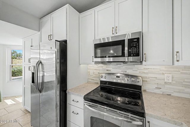 7526 W CORRINE Drive, Peoria, AZ 85381