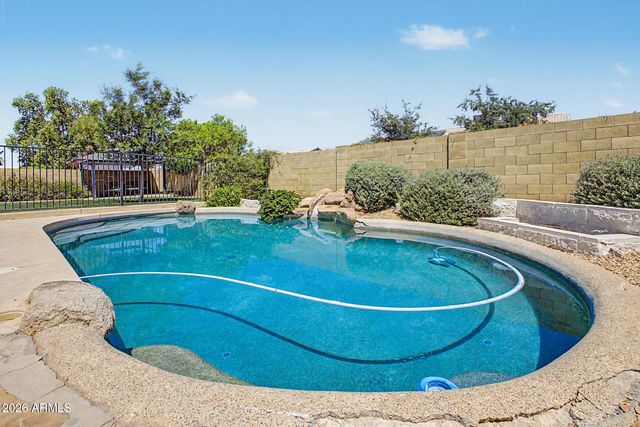 7526 W CORRINE Drive, Peoria, AZ 85381