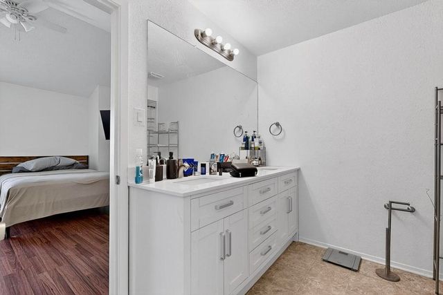 2500 E Park Boulevard U3, Plano, TX 75074