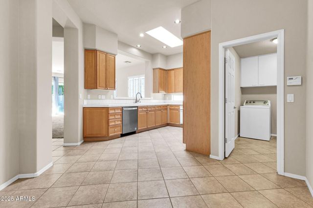 545 E Krista Way, Tempe, AZ 85284