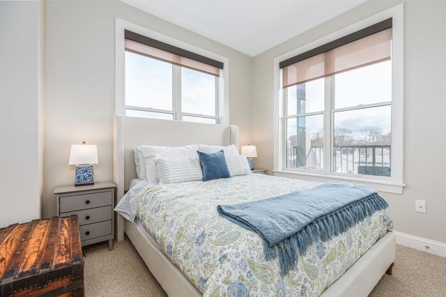 99 Foundry Pl Unit 310, Portsmouth, NH 03801