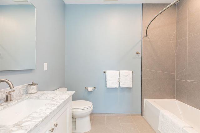 99 Foundry Pl Unit 310, Portsmouth, NH 03801