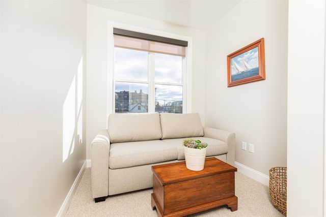 99 Foundry Pl Unit 310, Portsmouth, NH 03801