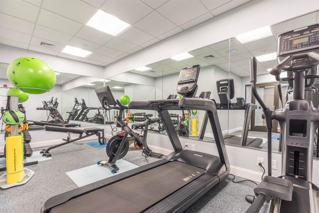 99 Foundry Pl Unit 310, Portsmouth, NH 03801