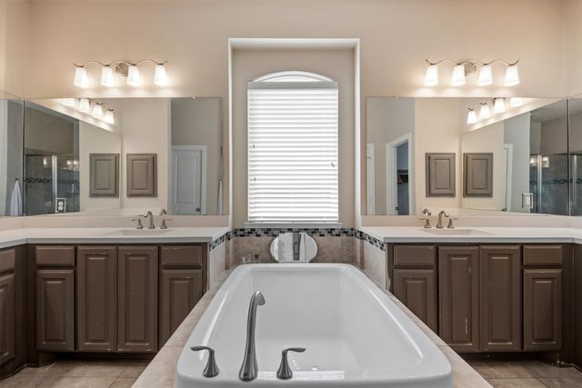 687 Dry Canyon Drive, Frisco, TX 75036
