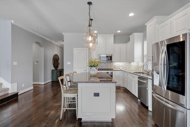 687 Dry Canyon Drive, Frisco, TX 75036