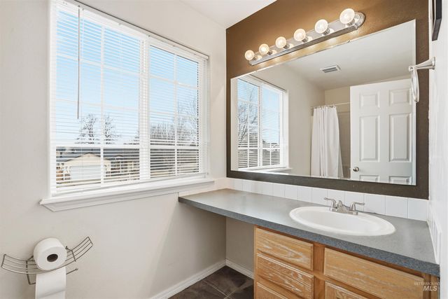 400 W Case St, Kuna, ID 83634