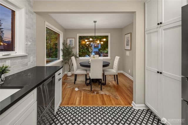 4706 48th Avenue NE, Seattle, WA 98105