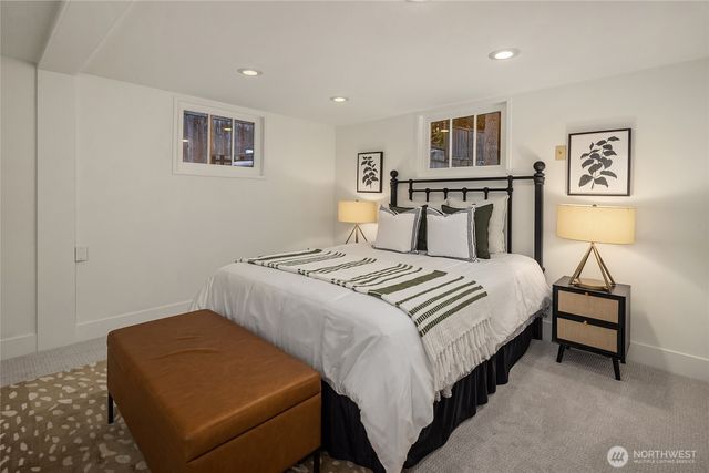 4706 48th Avenue NE, Seattle, WA 98105