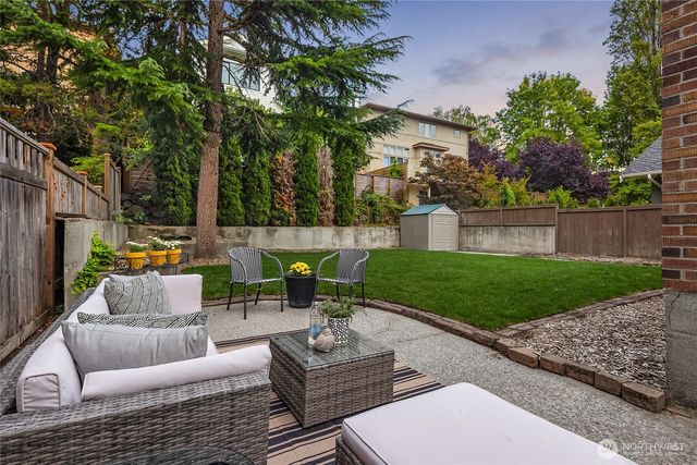 4706 48th Avenue NE, Seattle, WA 98105