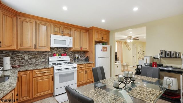 10 Lowden St, Elizabeth City, NJ 07208