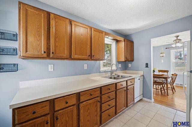 2501 S 34th Street, Lincoln, NE 68506