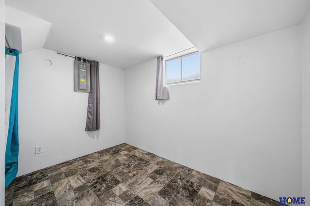 2501 S 34th Street, Lincoln, NE 68506
