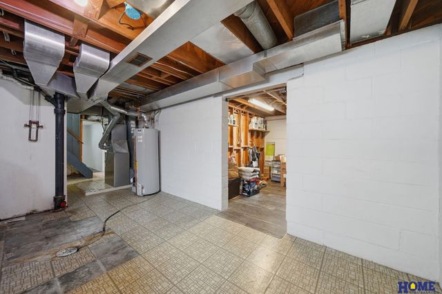 2501 S 34th Street, Lincoln, NE 68506
