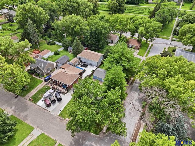 2501 S 34th Street, Lincoln, NE 68506