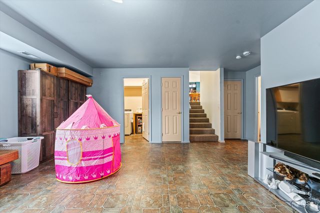 3892 E Eisenhower Dr, Meridian, ID 83642