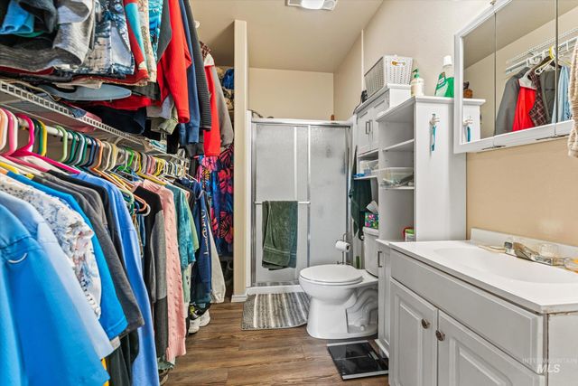 3892 E Eisenhower Dr, Meridian, ID 83642