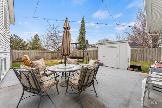 3892 E Eisenhower Dr, Meridian, ID 83642