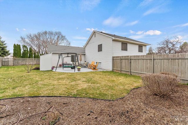 3892 E Eisenhower Dr, Meridian, ID 83642