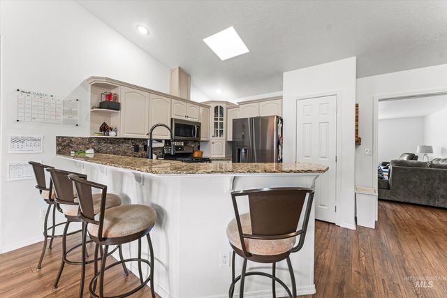 3892 E Eisenhower Dr, Meridian, ID 83642