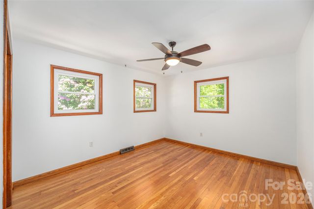 1140 Groundhog Road, Canton, NC 28716